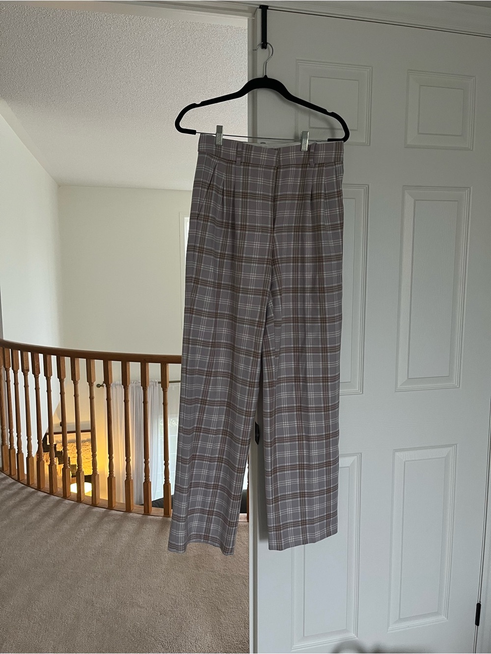 NEW Wilfred effortless pant High-Waist Plaid Straight Leg Trousers - Taupe Cream